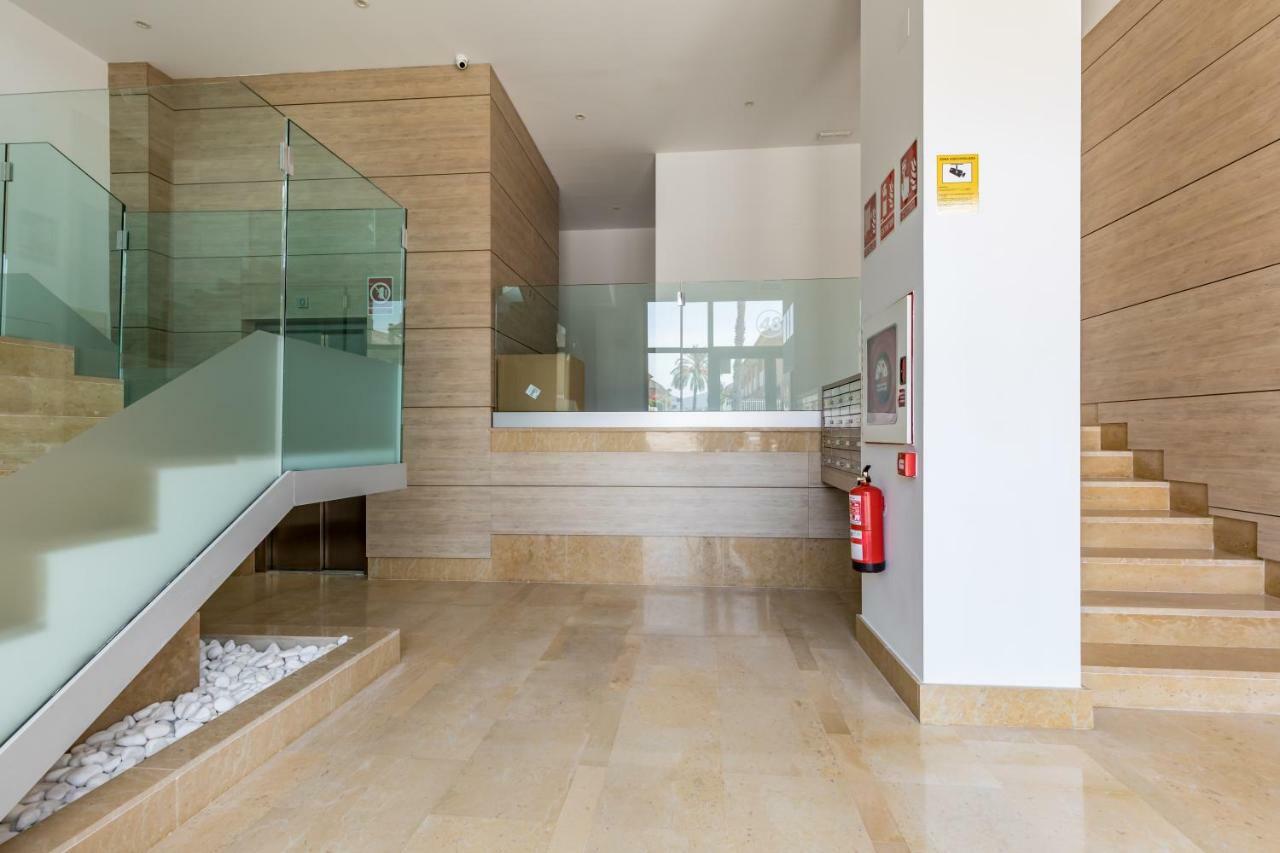Luxury Beach Front Apartment With Pool Valência Exterior foto